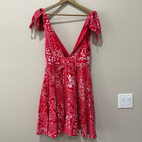 HOUSE OF HARLOW 1960 Revolve Women’s Mini Floral Tie Shoulder Bandana Dress XS - Picture 4 of 10